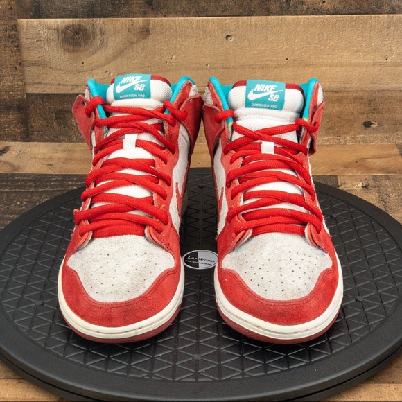 Nike SB Dunk High Mens Dr Seuss Size 9.5 - Picture 3 of 9
